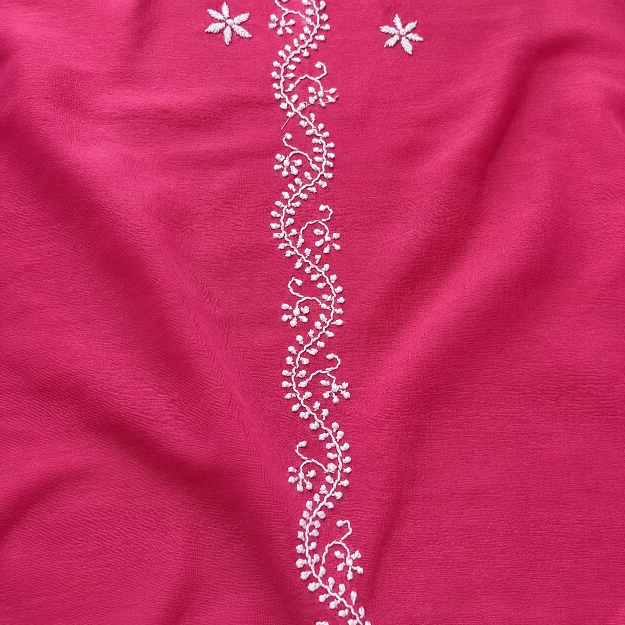 Rose Reverie Table Runner