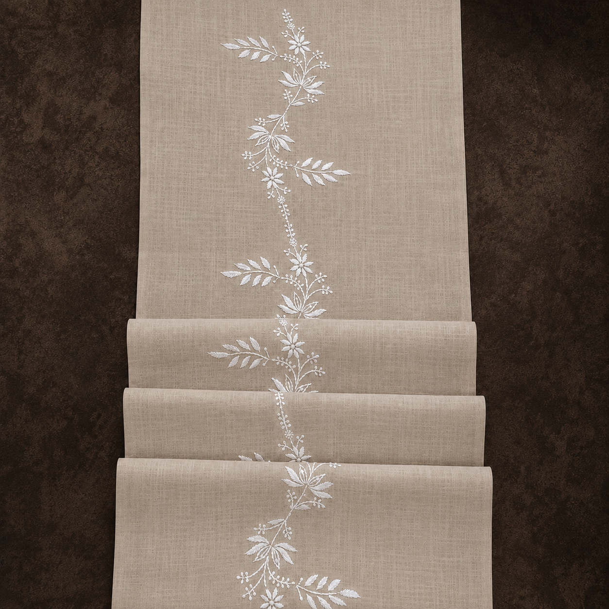 Bel Bahar Table Runner